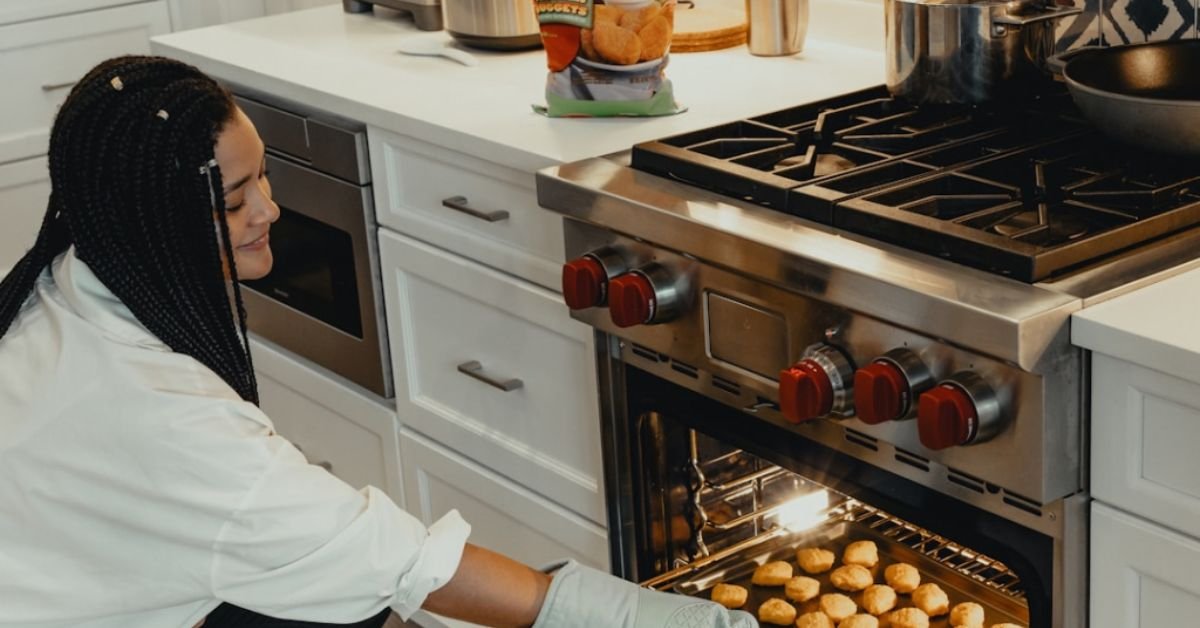 how to become a kitchen designer